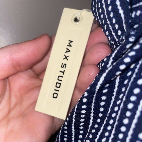 Mad Studio Shorts - Picture 2 of 3